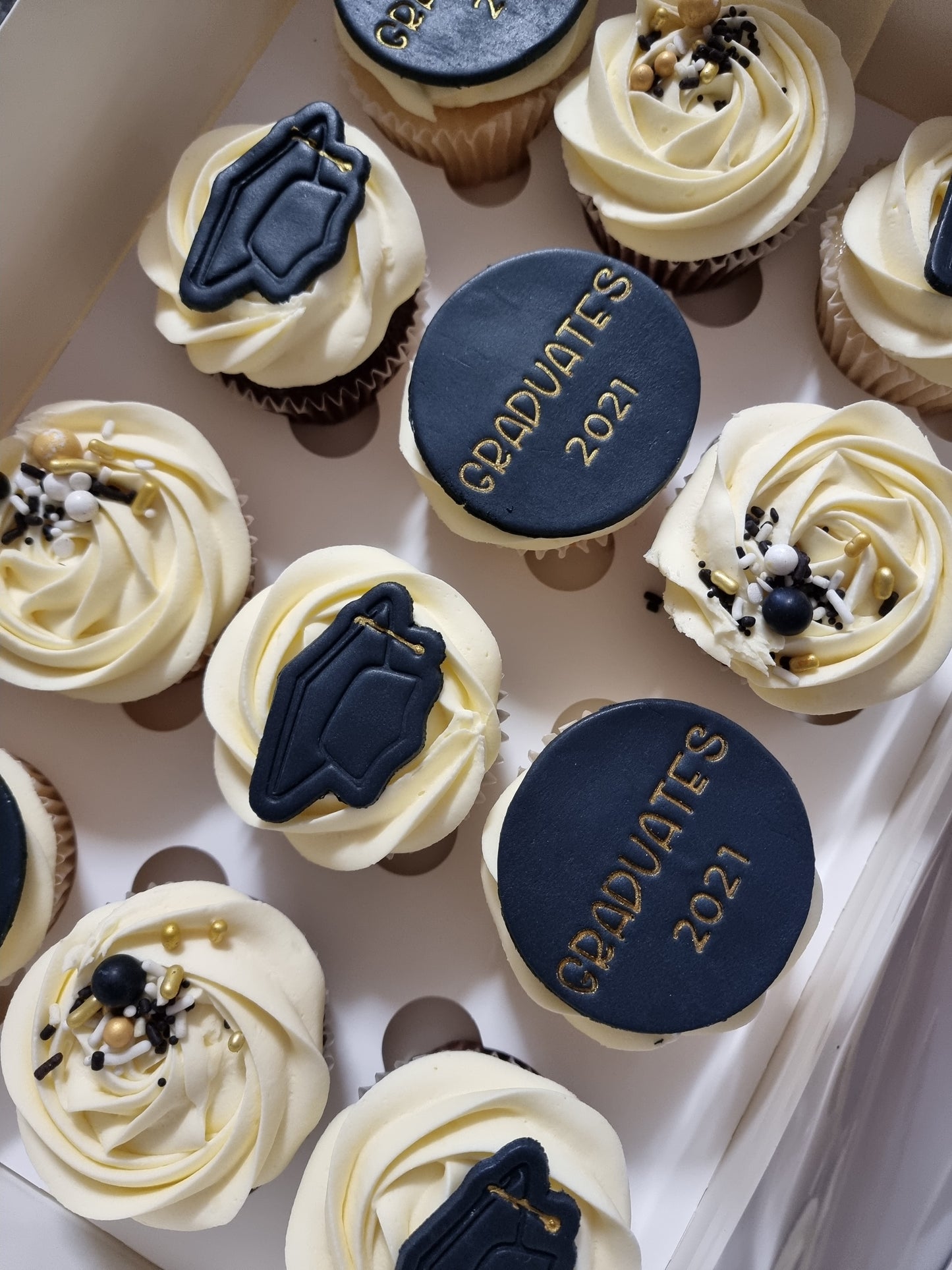 Fondant Embossed Cupcakes