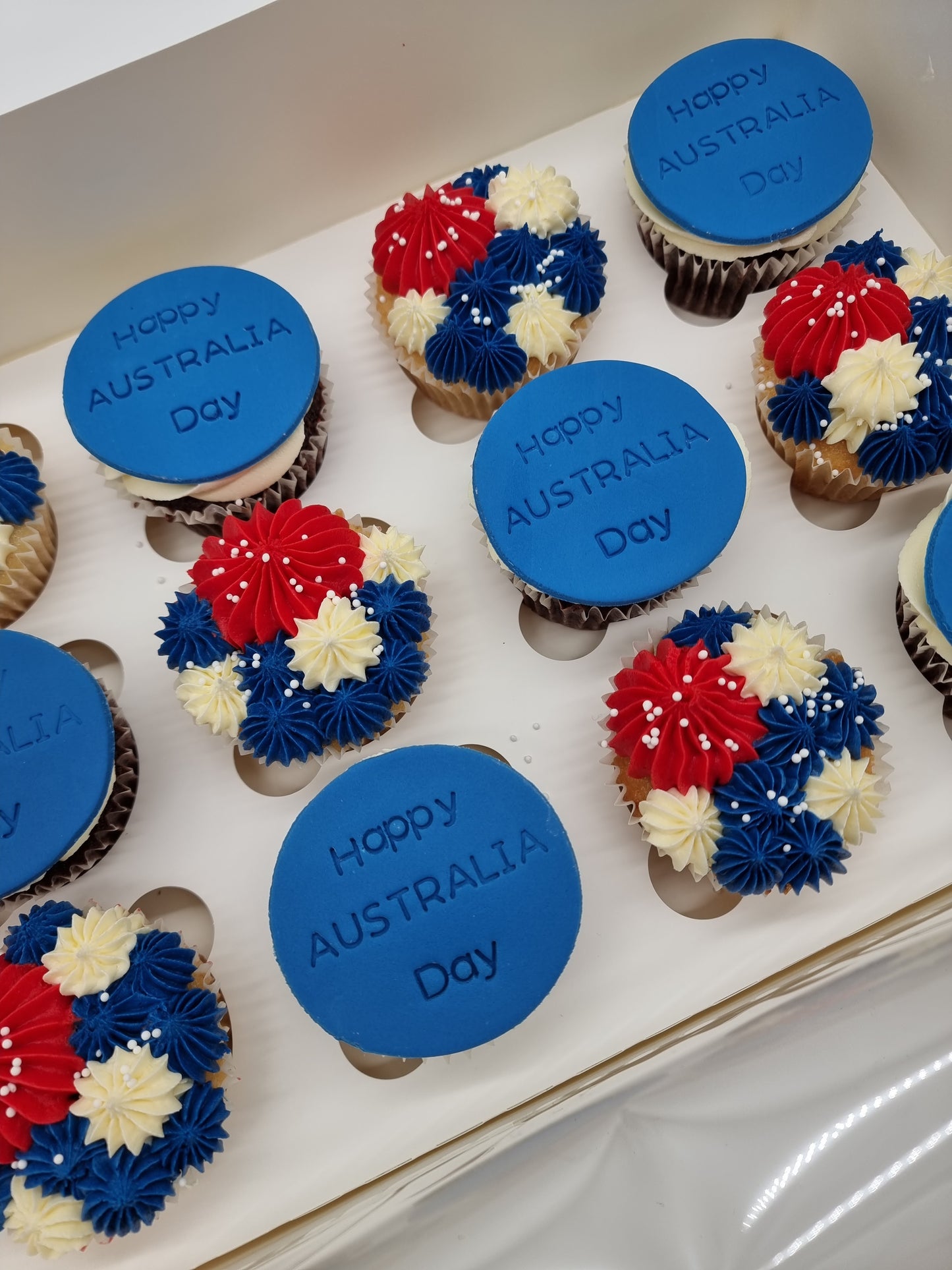 Fondant Embossed Cupcakes