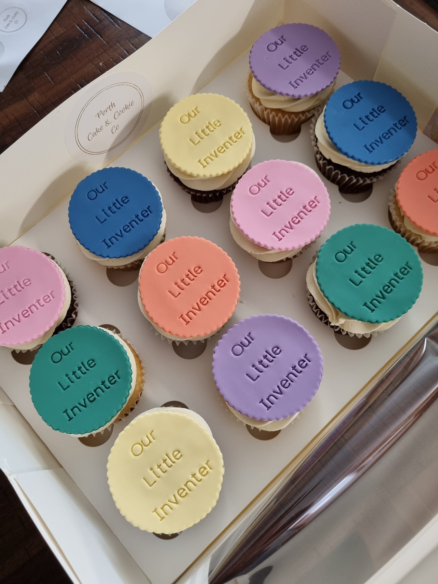Fondant Embossed Cupcakes