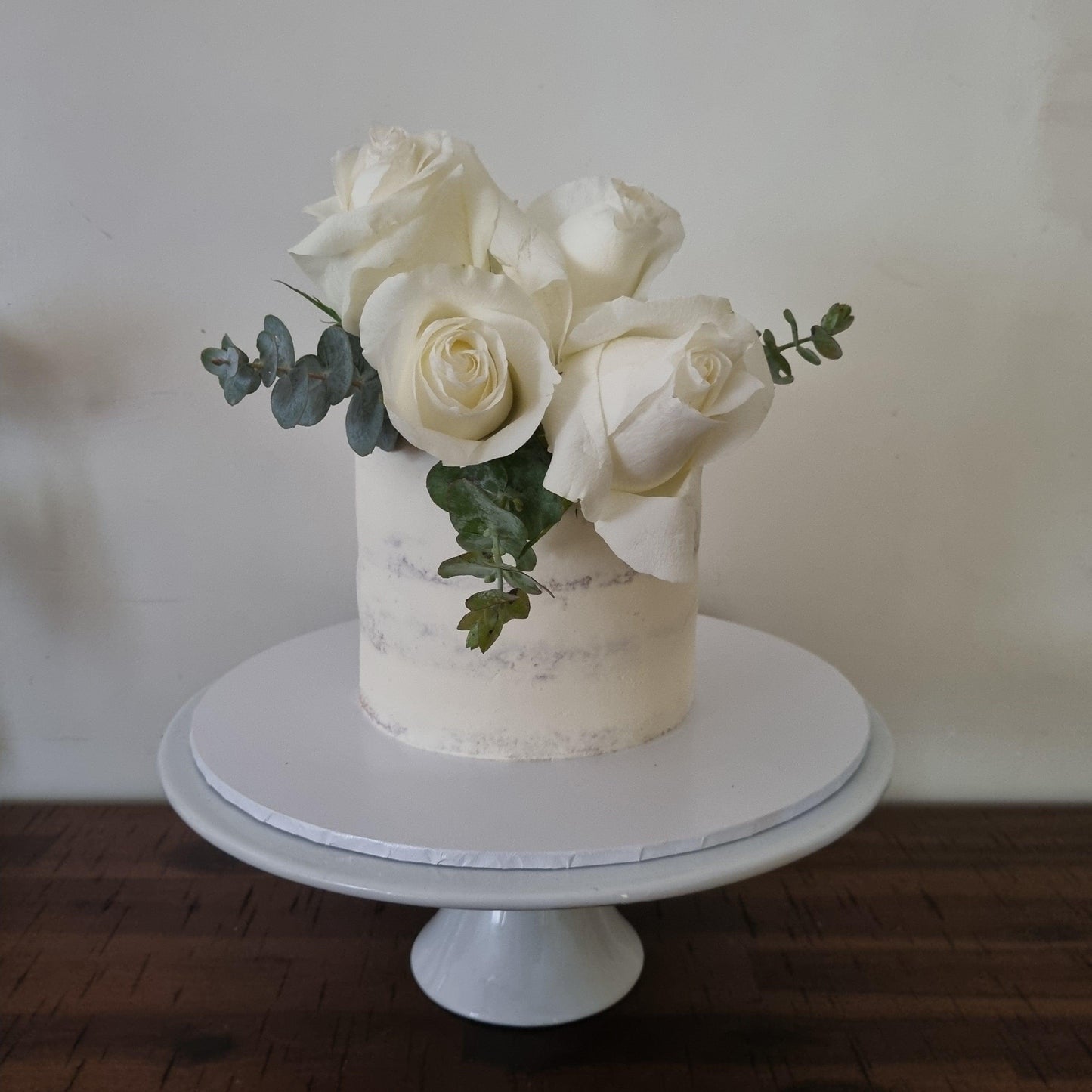 Simple Elegance - Perth Cake & Cookie Co